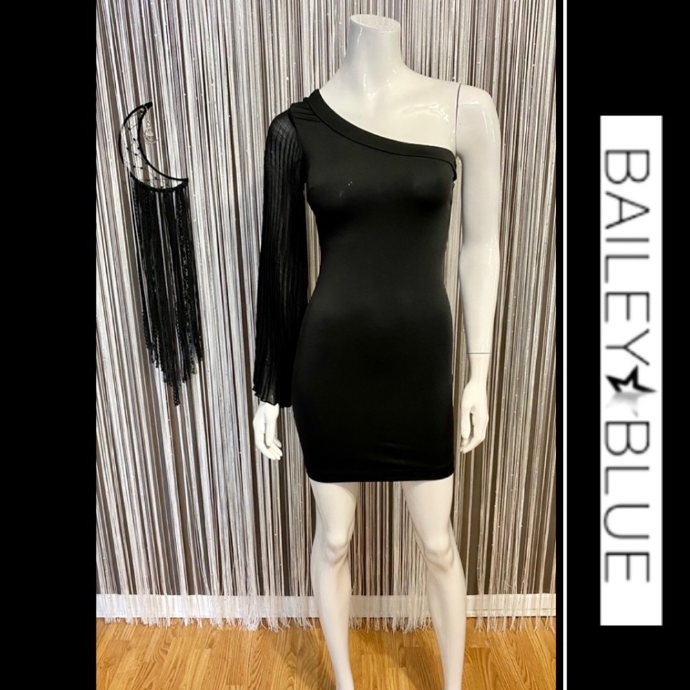 🔻SALE🔻BAILEY BLUE🔹NEW CONDITION
